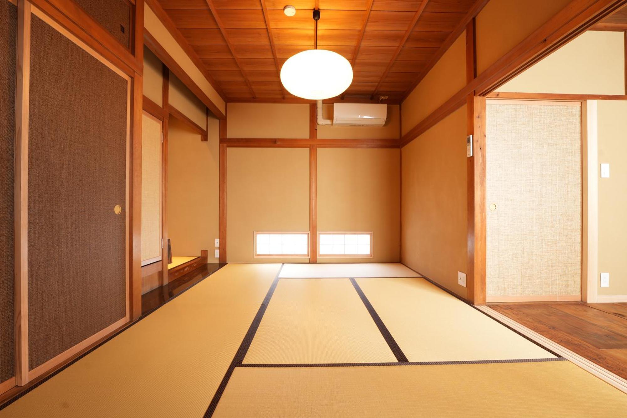 Rikka Baba Ni Apartment Takayama  Bagian luar foto